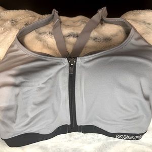 Victoria’s Secret 34DDD, super supportive, sport bra.